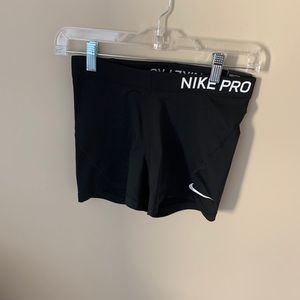 NWT nike pros